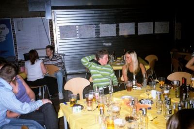 Claus har hugget Henriks indkøbte......
