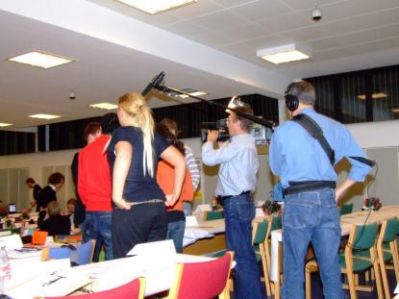 TV er stadig på plads
