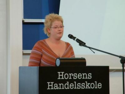 Heidi fra Nyborg er også oppe og sige ord

