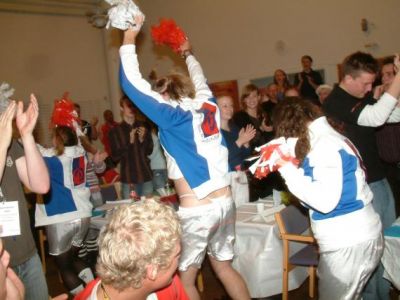 så er opvisningen slut
