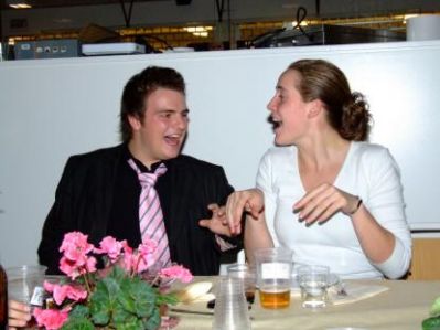 imens at Bernt og Cecillie morer sig
