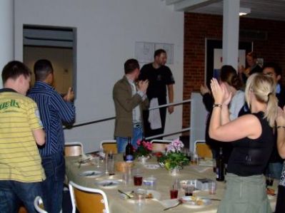 og blandt andet sagde tak til Steen, der havde 20 års jubilæum på repmødet
