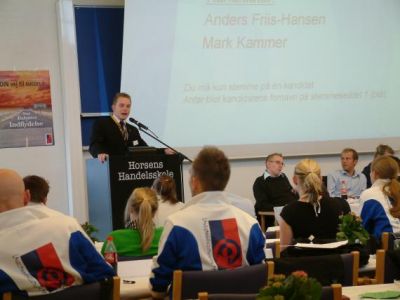 Den ene formands kandidat - Mark fra Århus - præsentere sig selv
