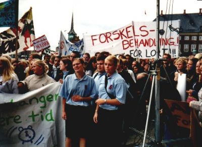 Og mange flere, med FU-medlem Marlene og Karina i forgrunden
