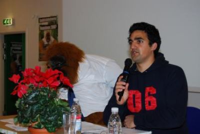 Bingo og Shawn er dirigenter (gæt selv hvem der er hvem....)
