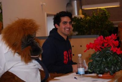 Selv de to dirigenter har det sjovt
