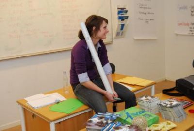 Mette underviser dog stadig
