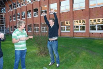 Hvad Anders har gang i her, beretter historien ikke noget om....
