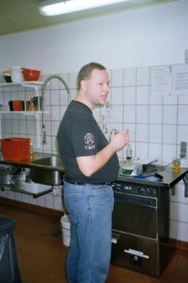 Steen V: vi er bare kokke, så nogen andre må rydde op! Hvor er Vuc, når man har brug for ham?
