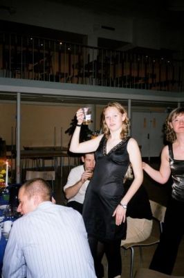 Karen behøver ikke at bestille, hun har vist allerede
