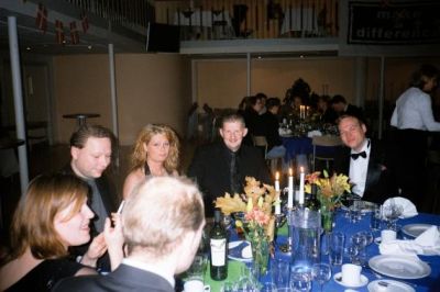 Samme bord, her Anne, Erling og Folket
