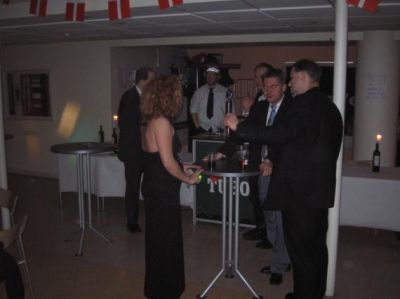 Her et kig ud over baren
