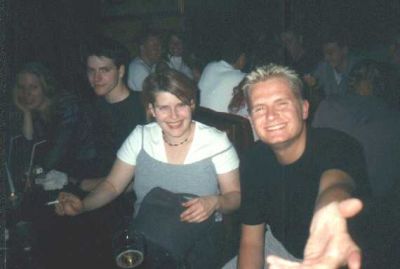 Lisbet og Asbjørn smiler til fotografen
