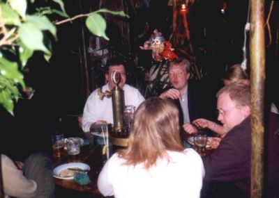 Her er vi ved de "gamles" bord
