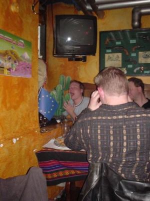 Folket blev inspireret af Steen, og prøver en kaktus...
