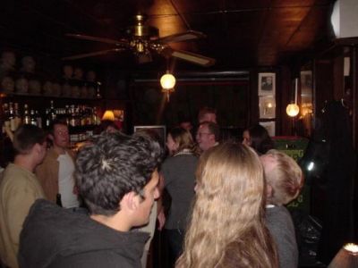 Middagen er slut, og vi er retur på Toga
