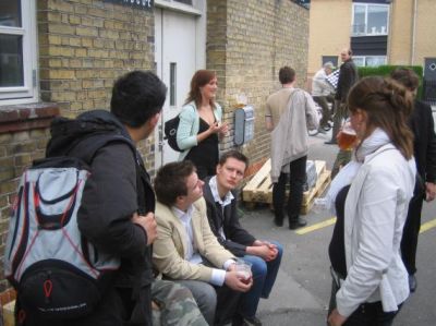 Så er der øl udenfor
