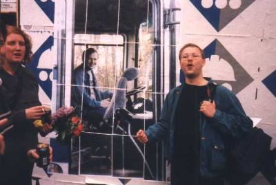 Den tidligere Indtægtsadministrator Steen V. Jensen beundre værket
