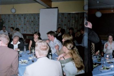 Et kig i den anden retning, mens der ventes på hovedretten
