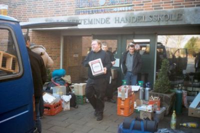 Vi skal også have et par småting med hjem
