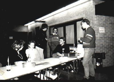 Indskrivningen med blandt andet Jan Helmer
