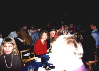 Et kig ud over festbordet
