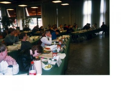 Søndag: Og så er deltagerne klar til at holde møde igen
