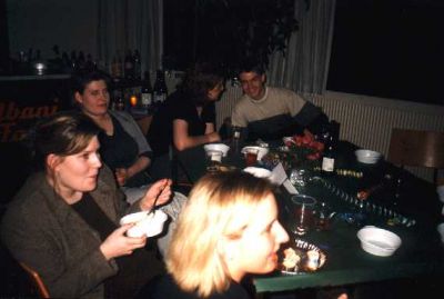 Mad-holdet er også nået til desserten
