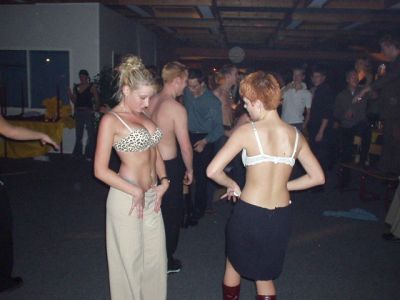 Og så kom der for alvor gang i dansegulvet
