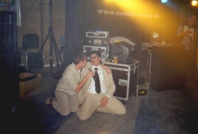 Morten Kruse og Shawn fyrer den af...
