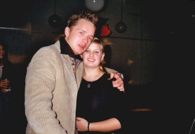 Morten Jæger prøver på at score Astrid
