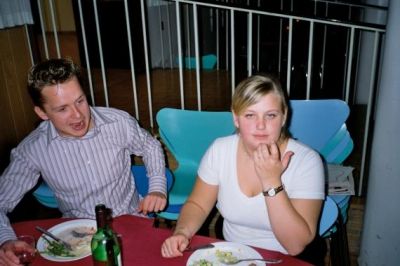 Jæger og Astrid er klar til fest
