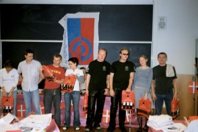 Her er de så alle sammen, nu med vin
