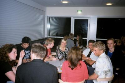 Et kig ud over deltagerne, her med Stine Bager i midten
